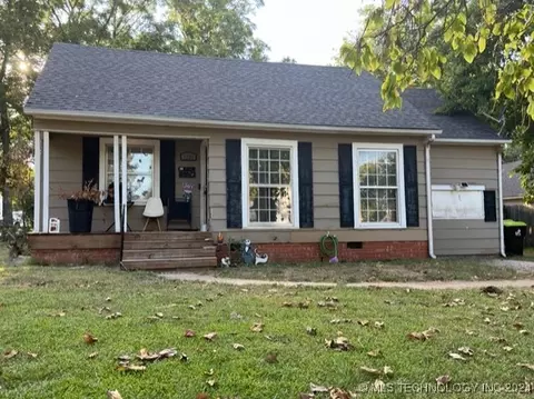 1131 S Cherry, Ada, OK 74820 photo 1