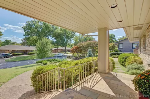 2849 E 33rd St, Tulsa, OK 74105 photo 7