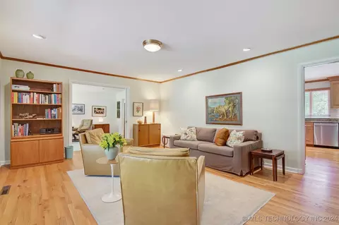 2849 E 33rd St, Tulsa, OK 74105 photo 17