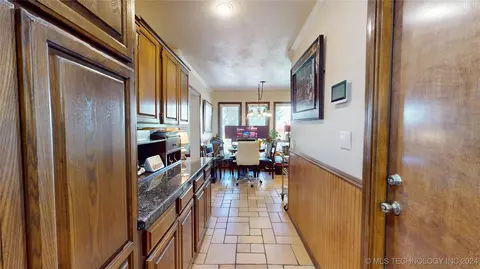 6911 E 64th Pl, Tulsa, OK 74133 photo 12