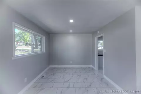 13832 E 12th St, Tulsa, OK 74108 photo 8