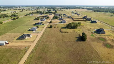 002 Paralee St, Durant, OK 74701 photo 4