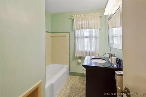 3633 E 24th St, Tulsa, OK 74114 photo 17