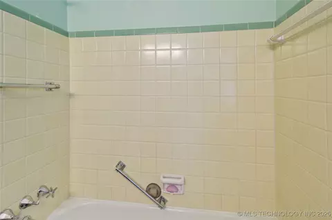 3633 E 24th St, Tulsa, OK 74114 photo 18
