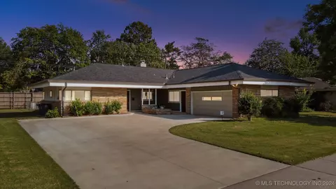 5931 S Yorktown Ave, Tulsa, OK 74105