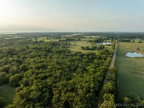 4 N 4130 Rd, Checotah, OK 74426 photo 9