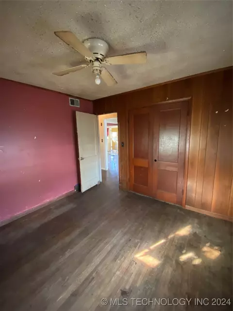6208 E King Pl, Tulsa, OK 74115 photo 8
