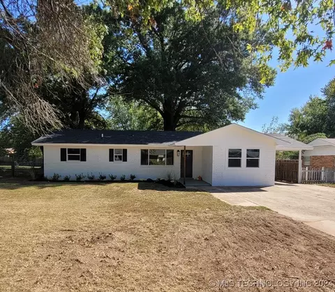14025 S 295th East Ave, Coweta, OK 74429