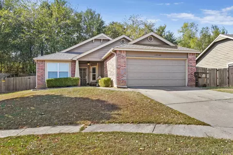 12340 S 268th East Ave, Coweta, OK 74429