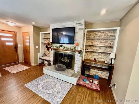 93 Bryan St, Pryor, OK 74361 photo 8