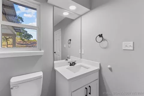 2406 Foliage, Ada, OK 74820 photo 29