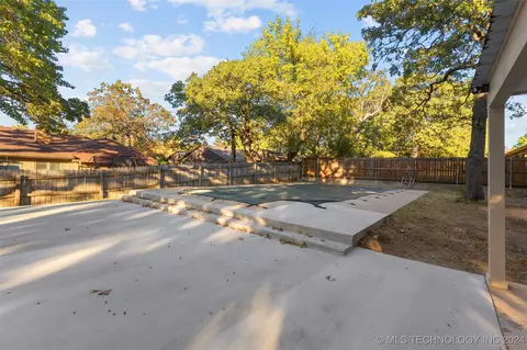 2406 Foliage, Ada, OK 74820 photo 39