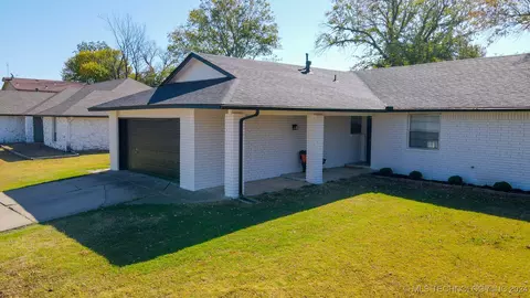 12524 E 37th St, Tulsa, OK 74146 photo 5