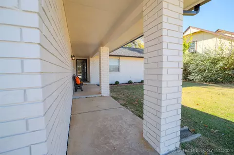 12524 E 37th St, Tulsa, OK 74146 photo 7