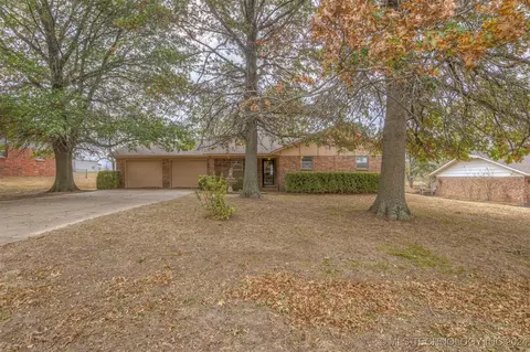 30374 E 144th St S, Coweta, OK 74429