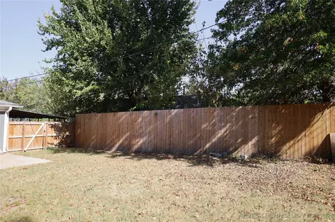 301 E Greeley St, Broken Arrow, OK 74012 photo 19