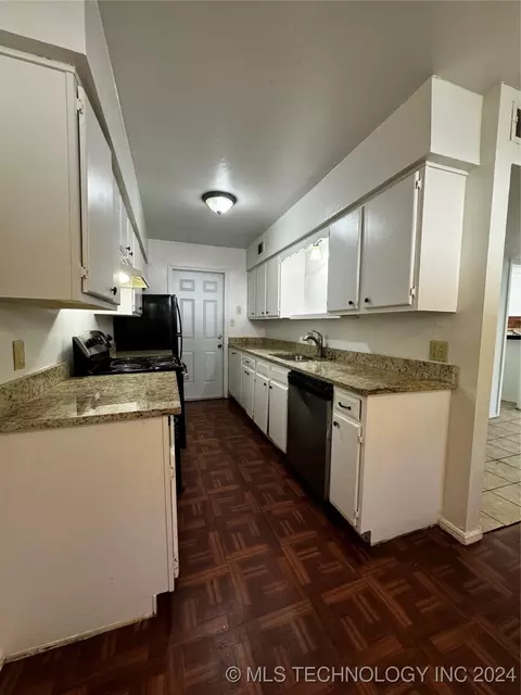 4608 E 68th Street 122, Tulsa, OK 74136 photo 8