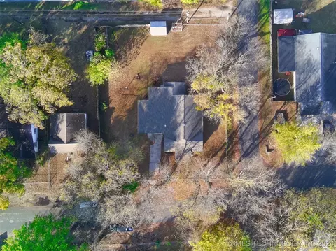 200 S Cedar St, Commerce, OK 74339 photo 18