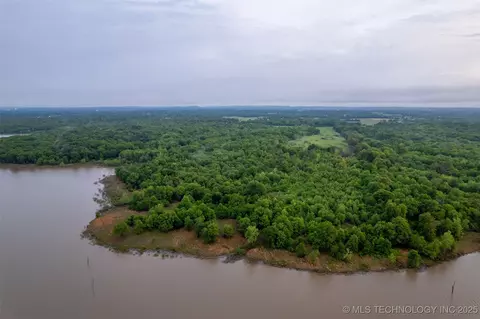 2 E 4130 Rd, Eufaula, OK 74432 photo 2