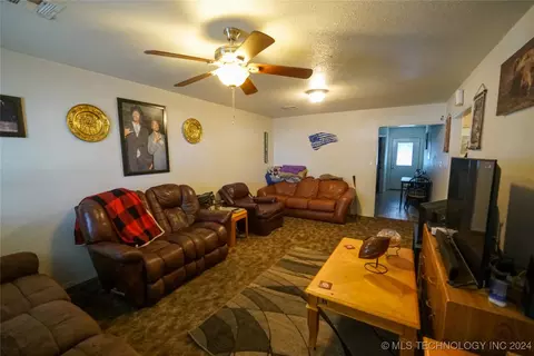 417 W 13th, Ada, OK 74820 photo 5