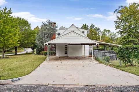 1545 E 37th Pl, Tulsa, OK 74105 photo 6