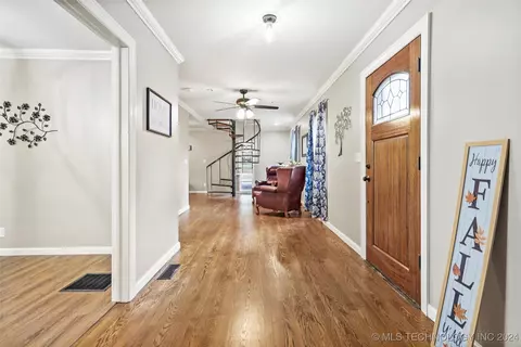 1545 E 37th Pl, Tulsa, OK 74105 photo 10