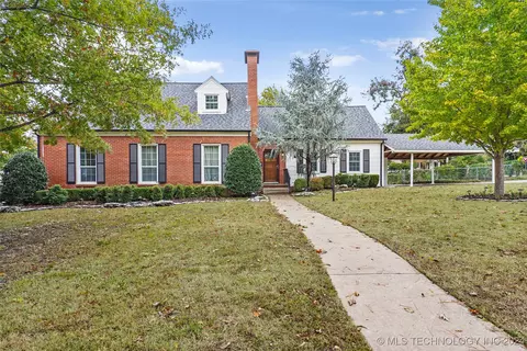 1545 E 37th Pl, Tulsa, OK 74105 photo 3