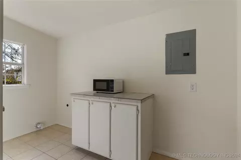 513 S Howerton Ave, Cushing, OK 74023 photo 17