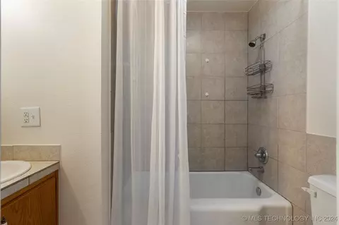 513 S Howerton Ave, Cushing, OK 74023 photo 25