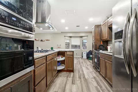 9216 E 59th St, Tulsa, OK 74145 photo 12