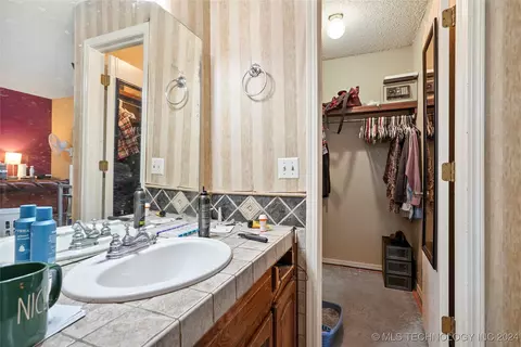 9216 E 59th St, Tulsa, OK 74145 photo 16