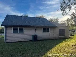 733 E Main, Ardmore, OK 73401 photo 3