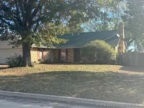 1324 Willow Brk, Ada, OK 74820 photo 1