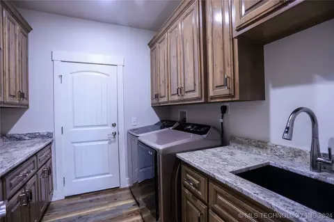 80 Dixie Rd, Eufaula, OK 74432 photo 16