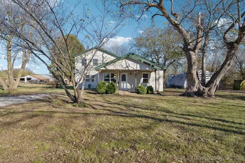 13529 S 289th Ave, Coweta, OK 74429