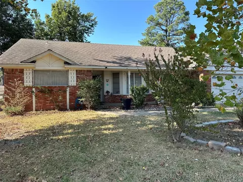 10817 E 26th Pl, Tulsa, OK 74129 photo 1