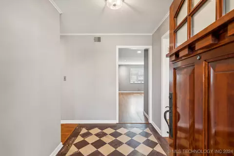 3174 E 38th St, Tulsa, OK 74105 photo 4