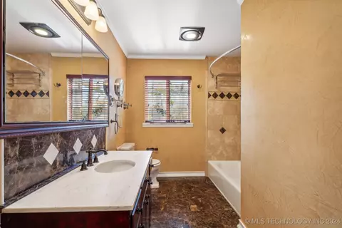 3174 E 38th St, Tulsa, OK 74105 photo 26