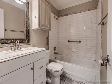 8702 E 87th Pl, Tulsa, OK 74133 photo 28