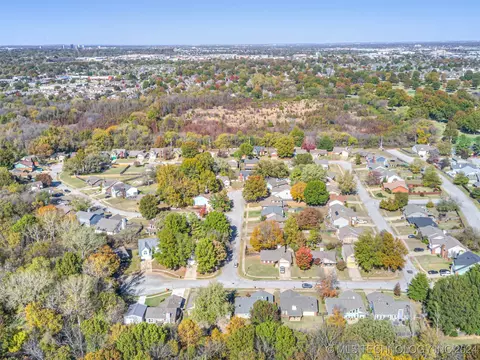 8702 E 87th Pl, Tulsa, OK 74133 photo 42