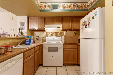 1730 E 67th Street K202, Tulsa, OK 74136 photo 17