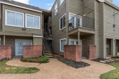 1730 E 67th Street K202, Tulsa, OK 74136 photo 2