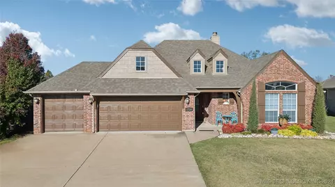 1724 E Dover St, Broken Arrow, OK 74012 photo 1