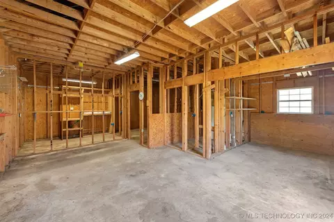 904 SE 3rd St, Wagoner, OK 74467 photo 26