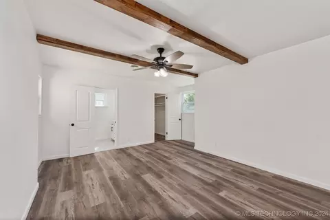904 SE 3rd St, Wagoner, OK 74467 photo 13