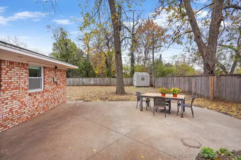 8244 E 38th St, Tulsa, OK 74145 photo 31