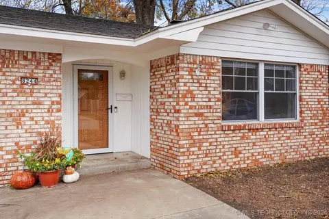 8244 E 38th St, Tulsa, OK 74145 photo 3