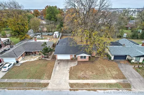 8244 E 38th St, Tulsa, OK 74145 photo 36