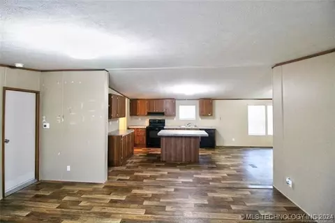 492 Cale, Calera, OK 74730 photo 5