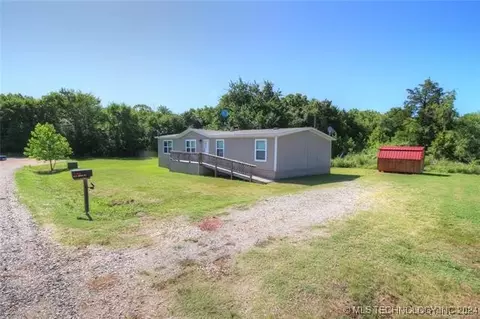 492 Cale, Calera, OK 74730 photo 2